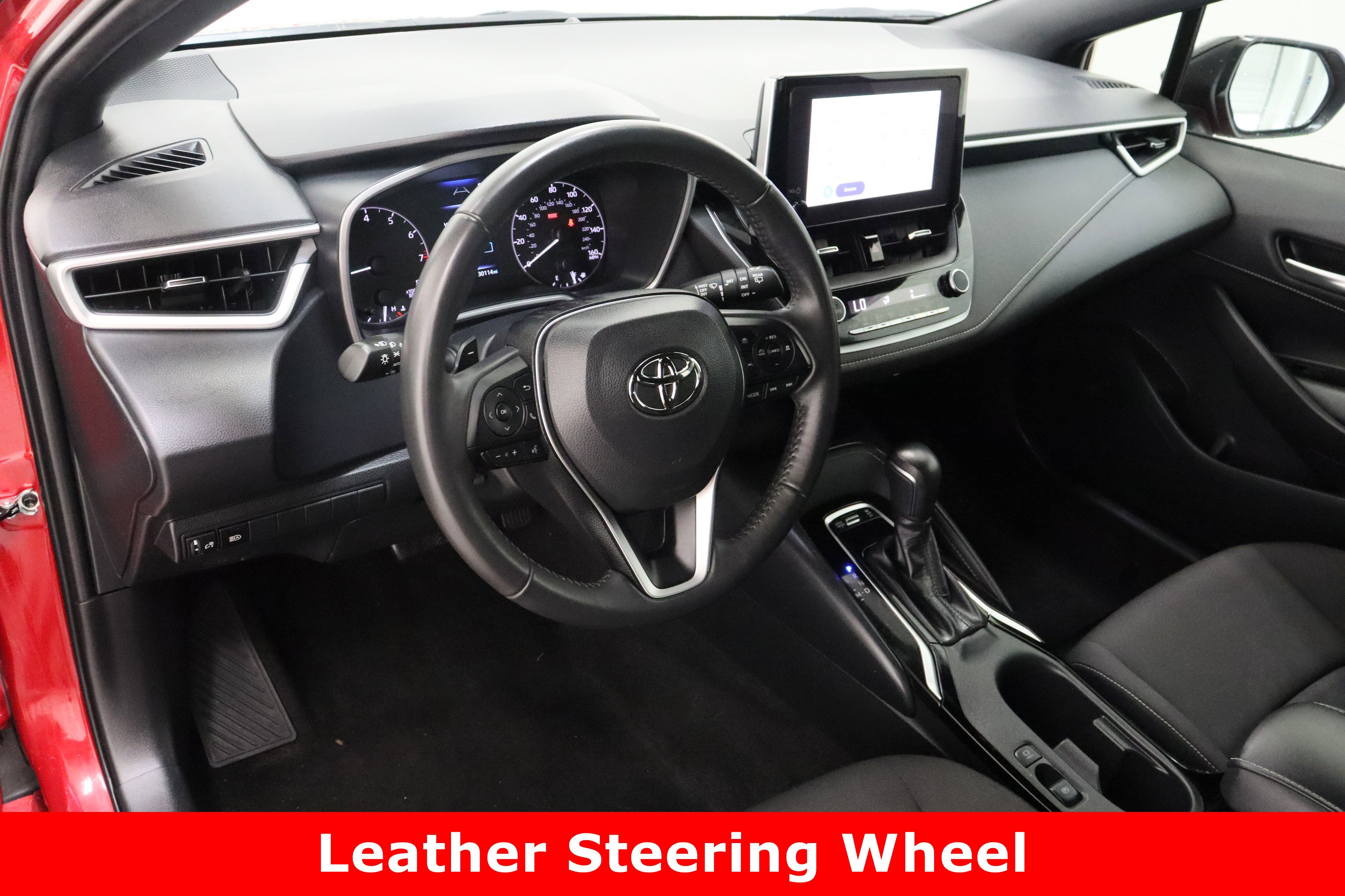 Used 2025 Toyota Corolla SE image 13