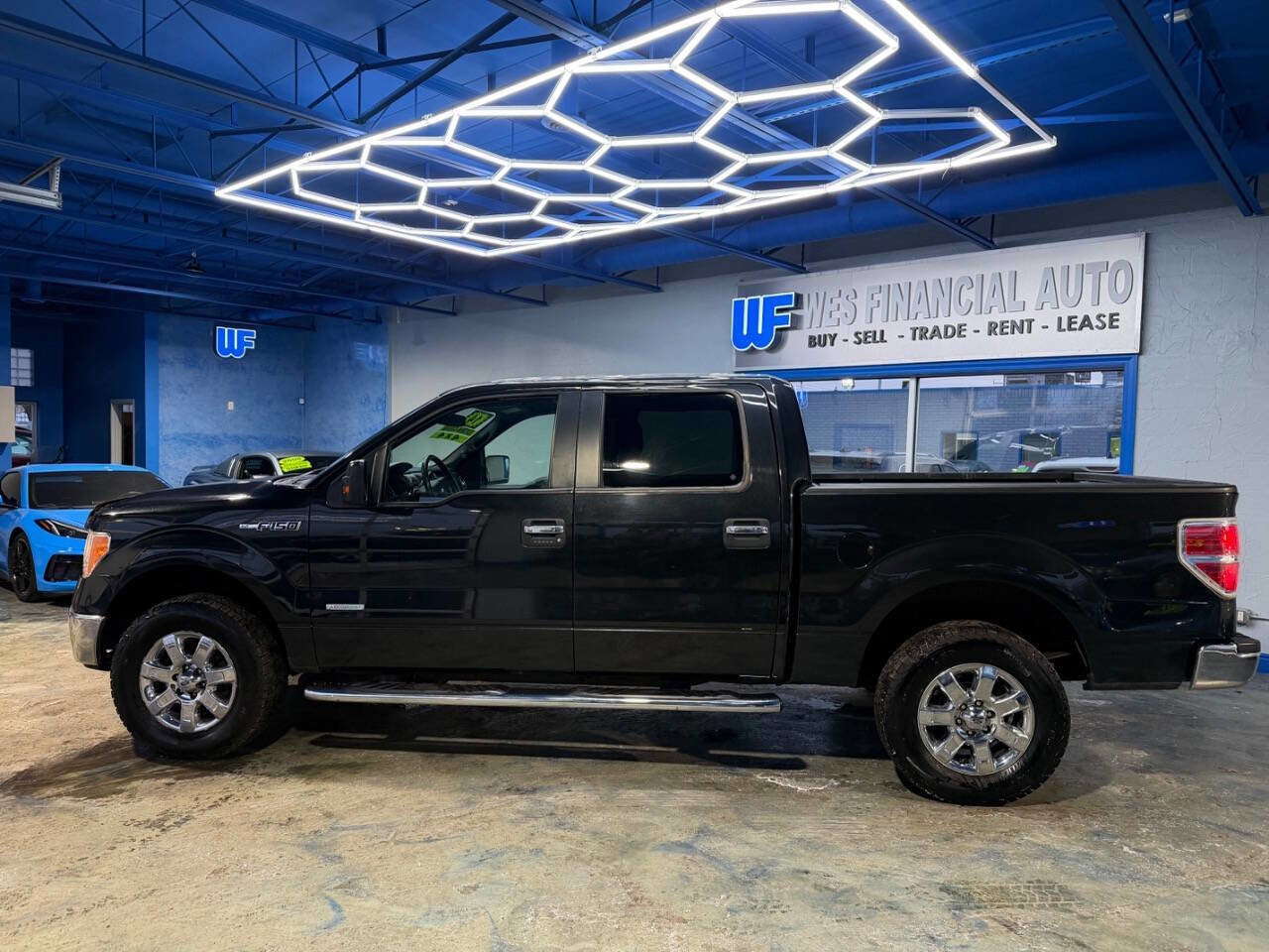 Used 2014 Ford F150 XLT w/ XTR Package image 13