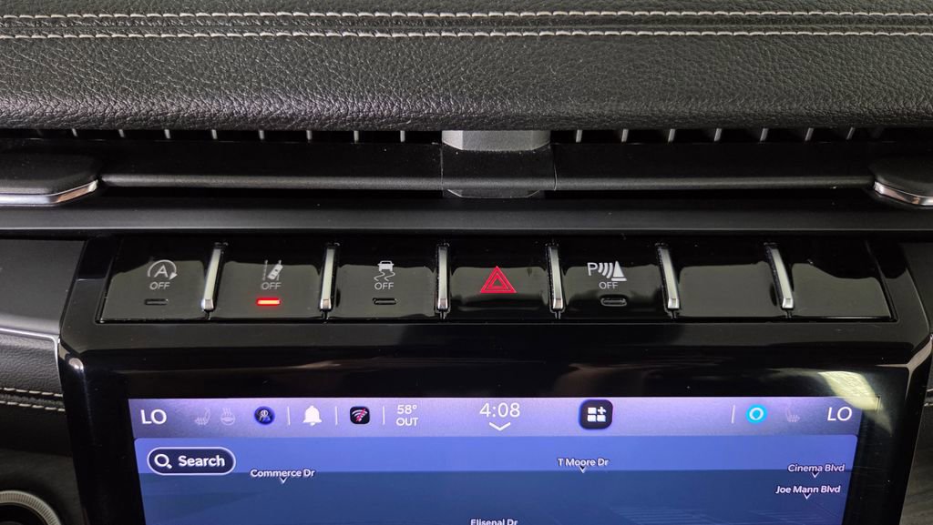 Used 2023 Jeep Grand Cherokee L Limited w/ Luxury Tech Group II AWD/4WD image 29