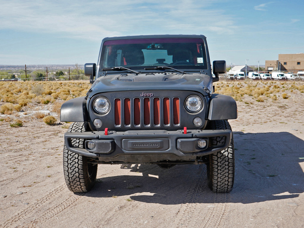 Used 2017 Jeep Wrangler Unlimited Rubicon image 2