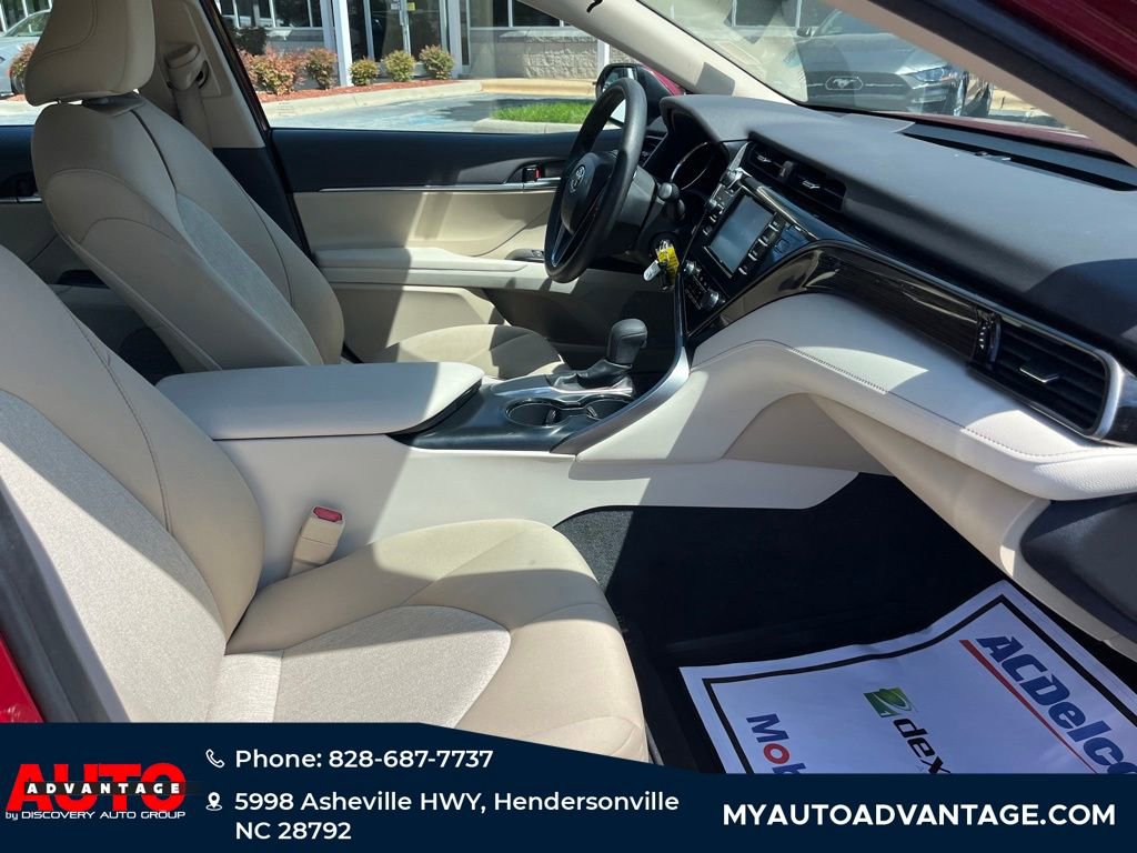 Used 2019 Toyota Camry LE FWD image 26