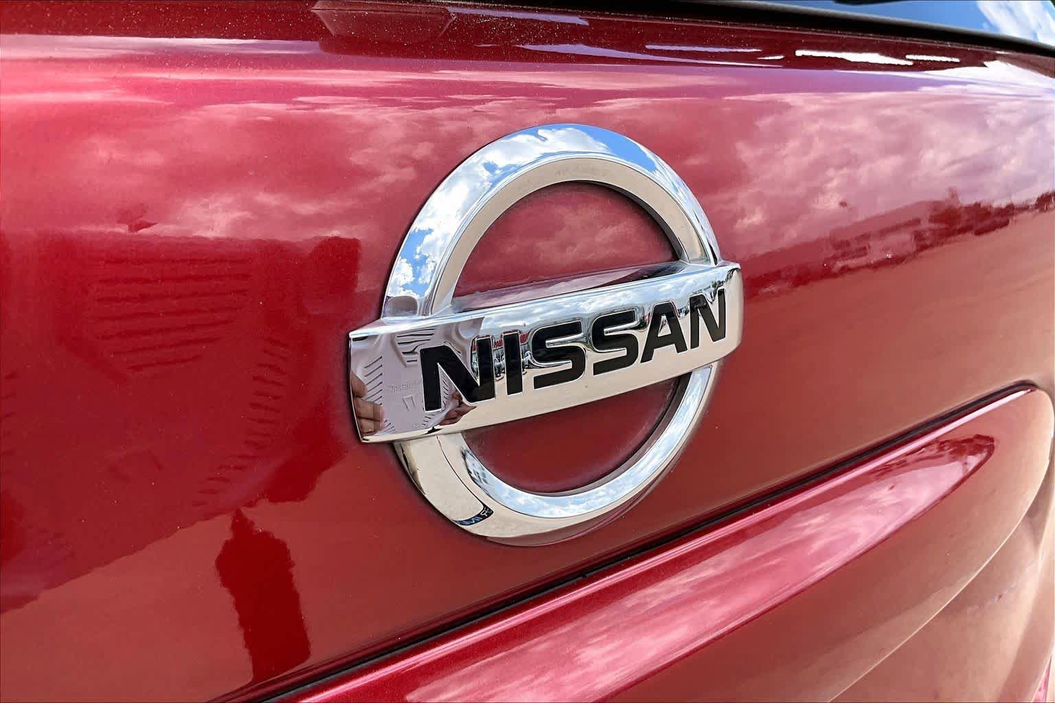 Used 2015 Nissan Murano Platinum w/ Platinum Technology Package AWD/4WD image 30