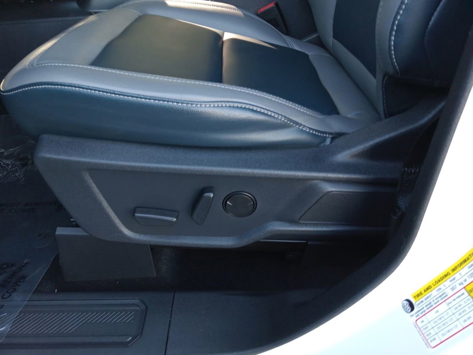 Used 2024 Ford Bronco Outer Banks image 10