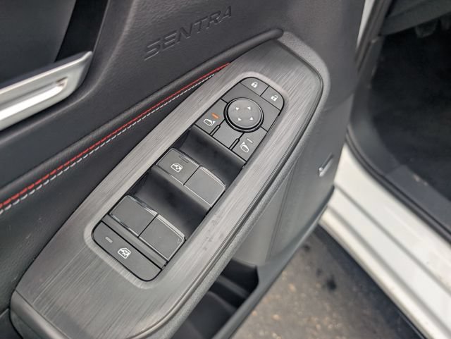 New 2026 Nissan Sentra SR w/ SR Premium Package FWD image 17