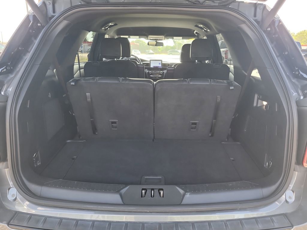 Used 2023 Ford Explorer ST-Line w/ Class IV Trailer Tow Package RWD image 7