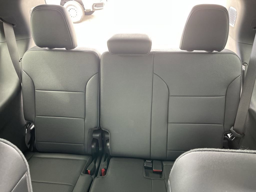 New 2026 Chevrolet Traverse LT w/ Sun and Wheel Package image 24