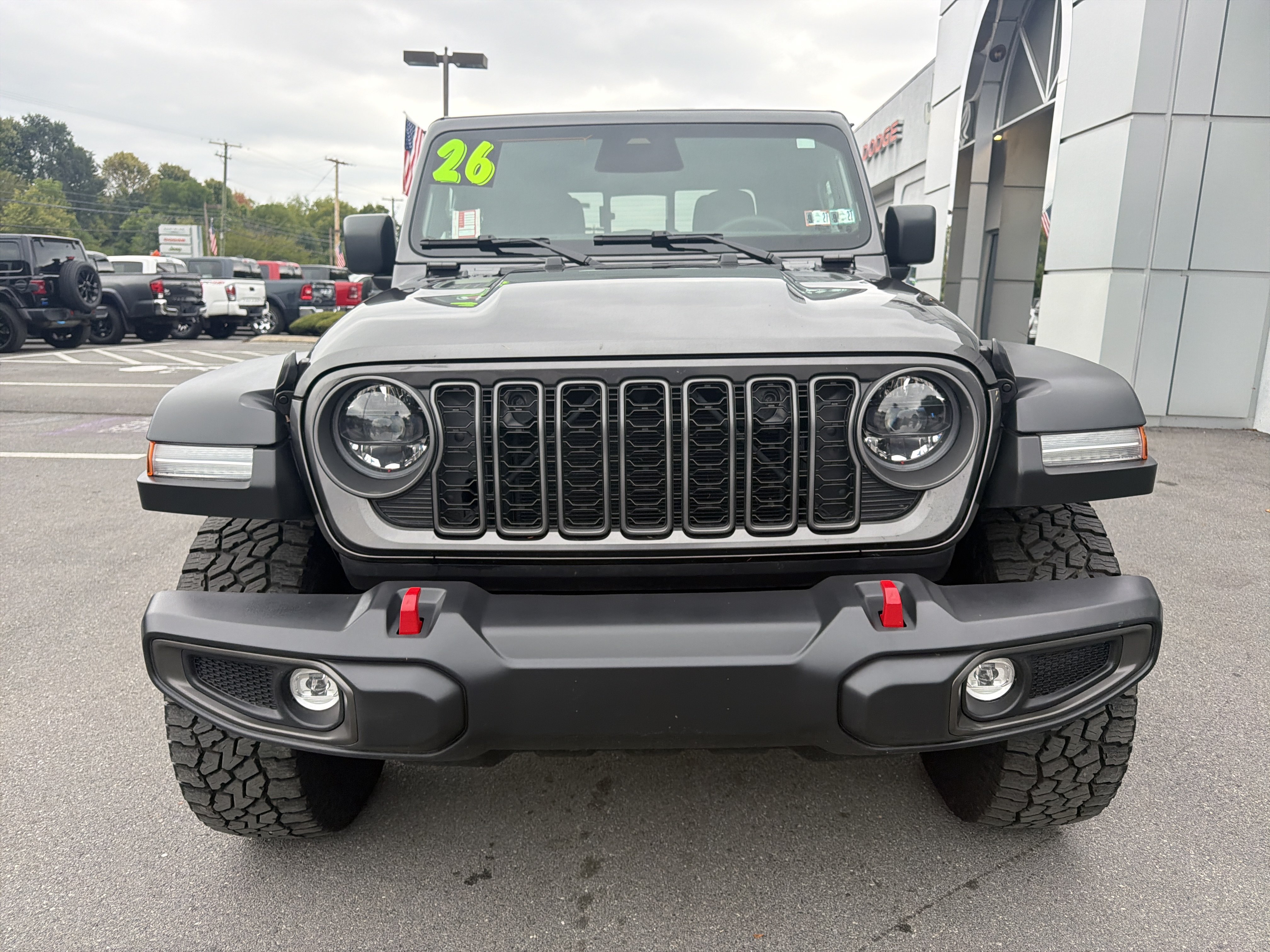 Used 2026 Jeep Gladiator Rubicon AWD/4WD image 9