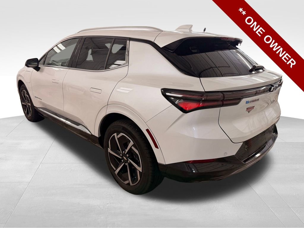 Used 2024 Chevrolet Equinox EV LT w/ LPO, Trailering Package image 3