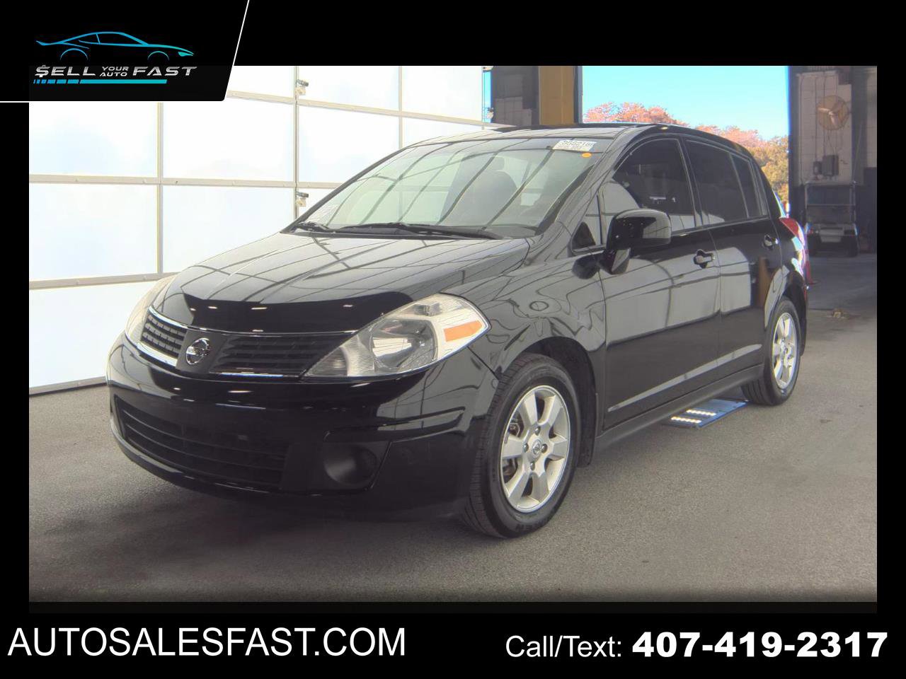 Used 2009 Nissan Versa S w/ Convenience Pkg image 1