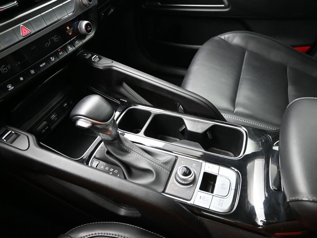 Used 2025 Kia Telluride S image 19