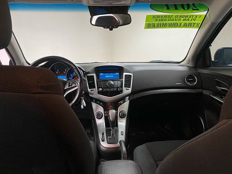 Used 2011 Chevrolet Cruze LT image 21