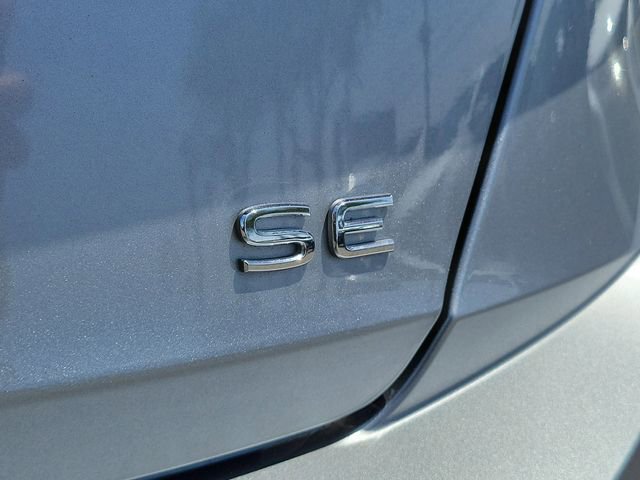 Used 2024 Volkswagen Jetta SE image 6