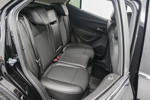 Used 2022 Buick Encore Preferred w/ Safety Package II FWD image 23