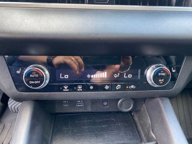 Used 2024 Mitsubishi Outlander SE FWD image 16