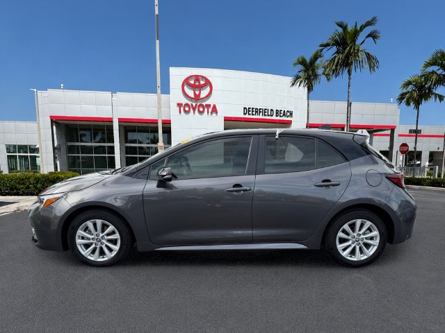 Used 2026 Toyota Corolla SE FWD image 4