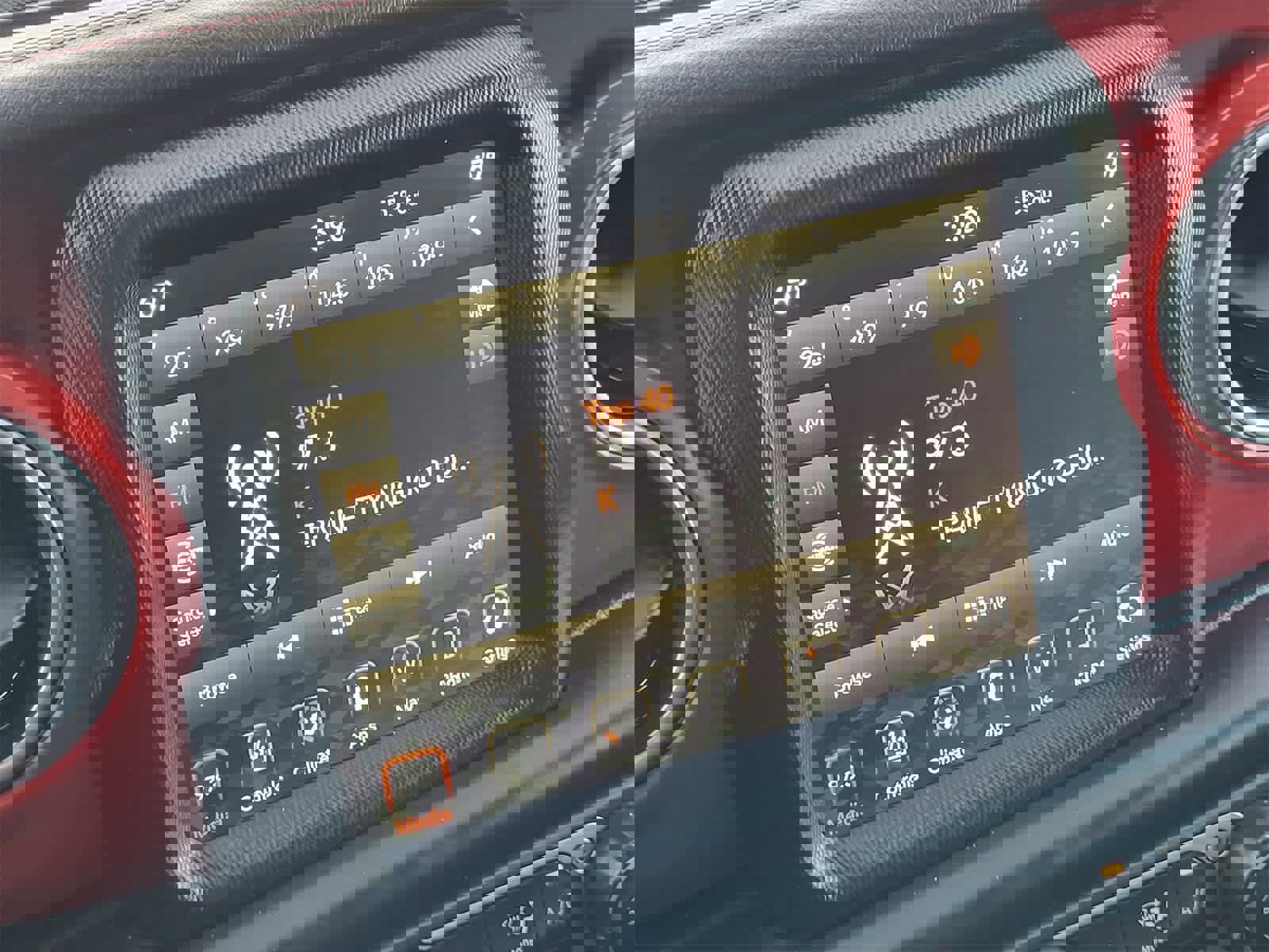 Used 2022 Jeep Wrangler Unlimited Rubicon w/ Xtreme Recon 35" Tire Package image 15