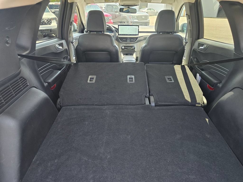 Certified 2023 Ford Escape Platinum AWD/4WD image 14