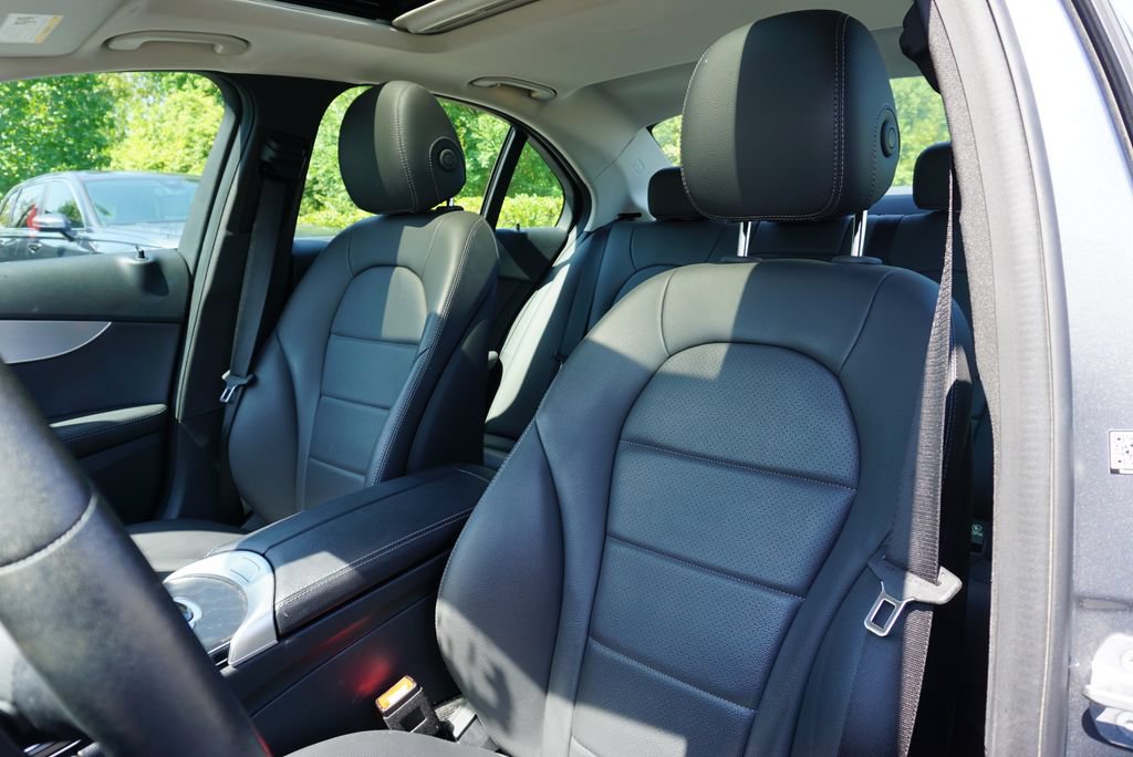 Used 2019 Mercedes-Benz C 300 Sedan image 13