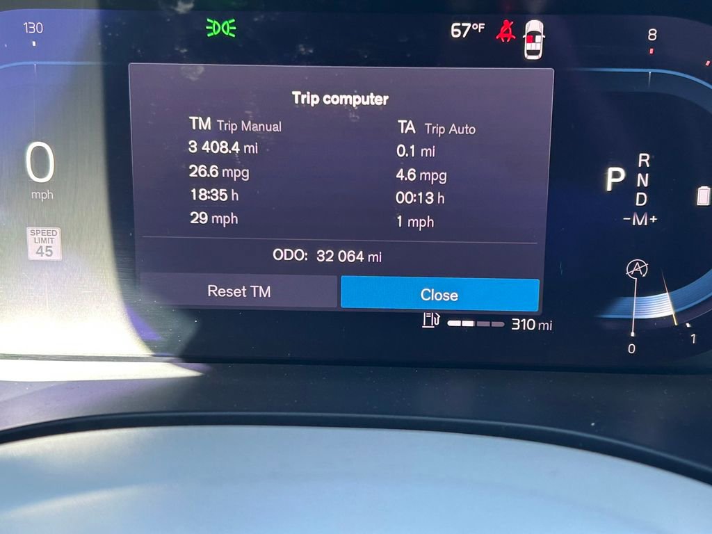 Used 2023 Volvo XC60 B5 Plus w/ Climate Package image 35