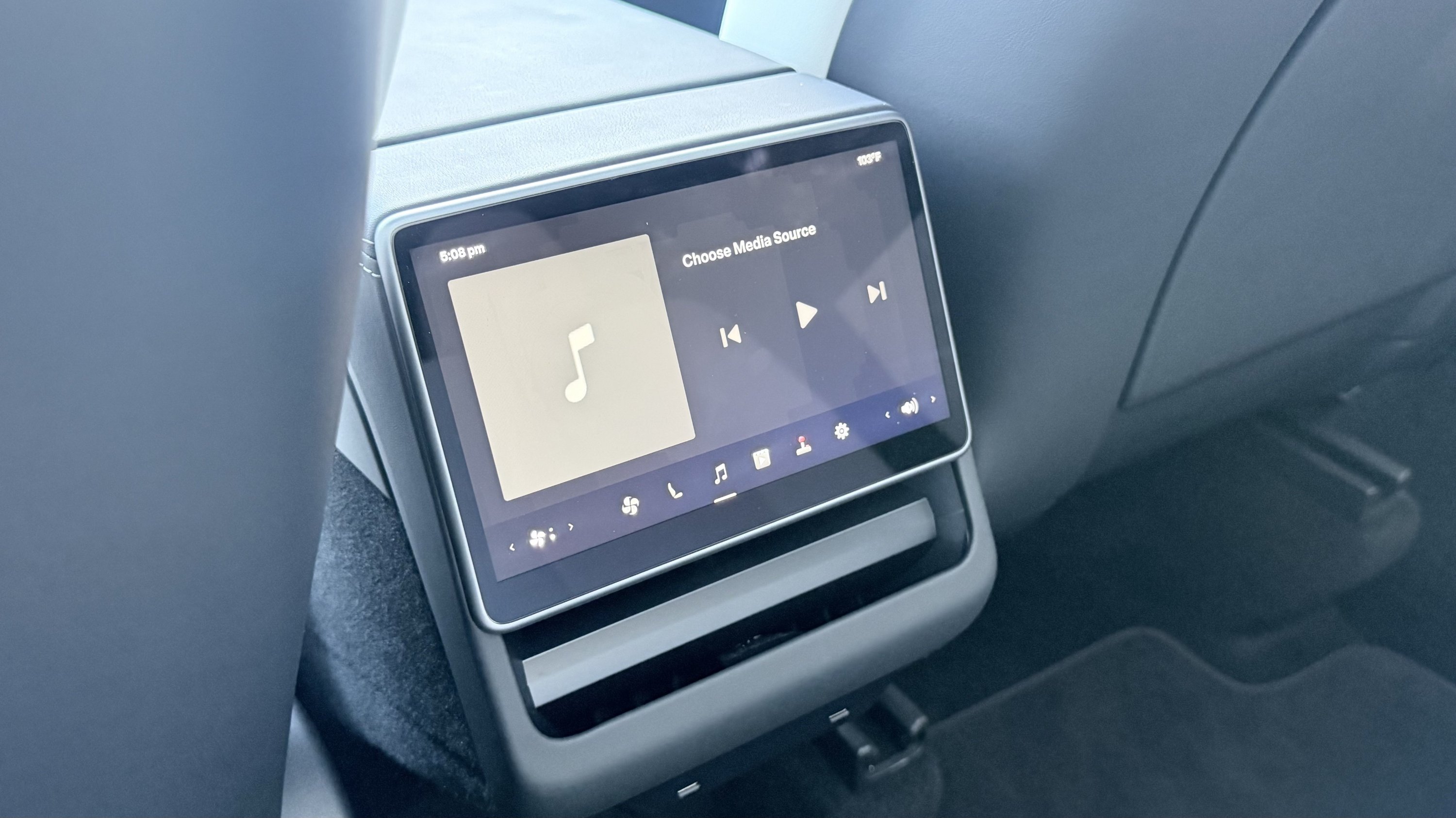Used 2026 Tesla Model Y 2WD image 45