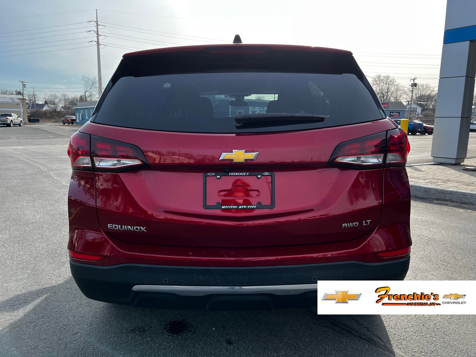 Used 2023 Chevrolet Equinox LT AWD/4WD image 4