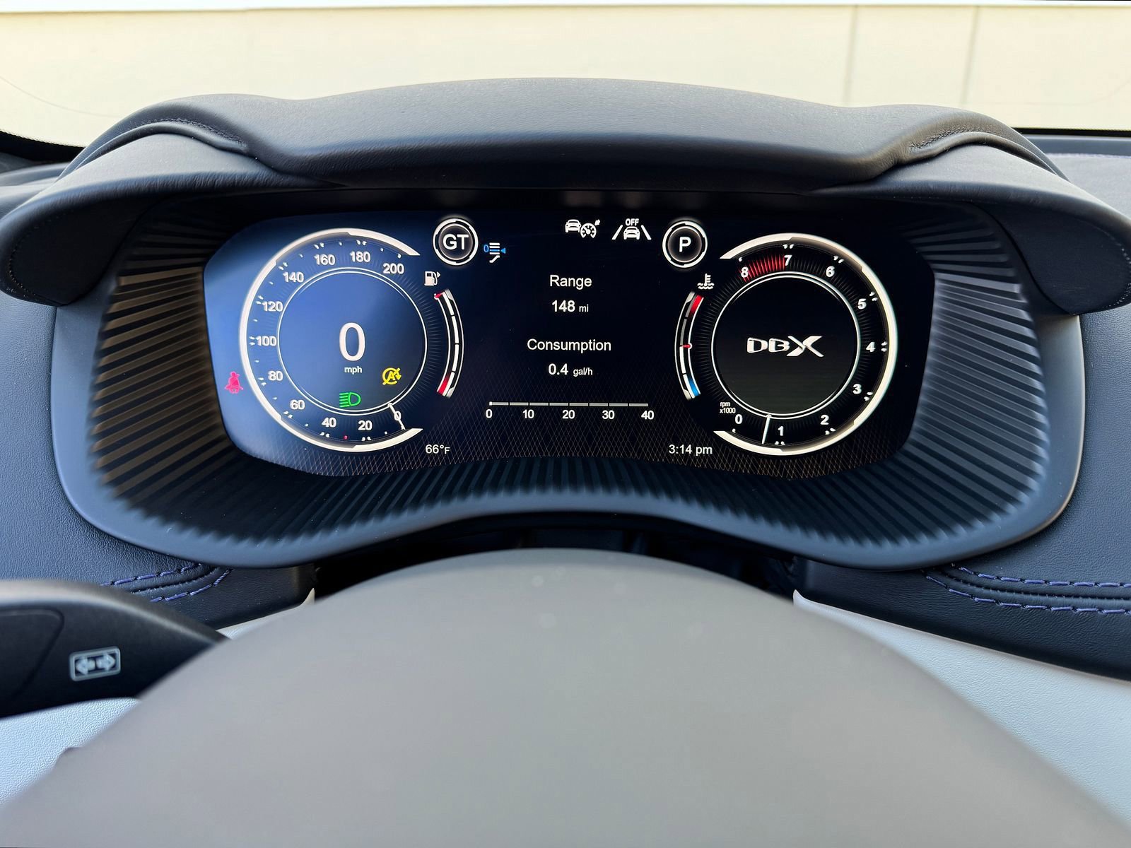 Used 2022 Aston Martin DBX Base image 6