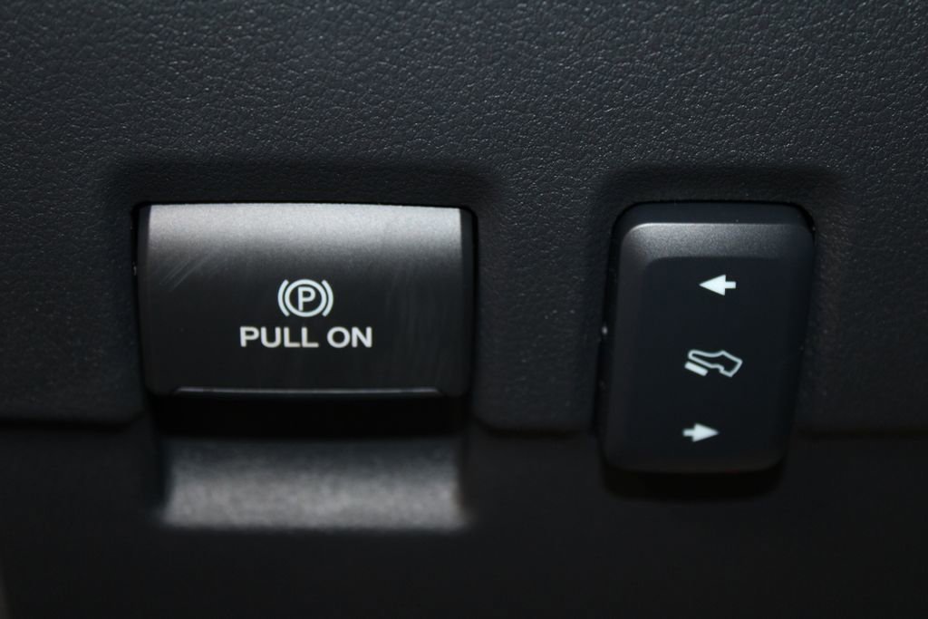 New 2026 Ford F250 Lariat w/ Black Appearance Package image 40