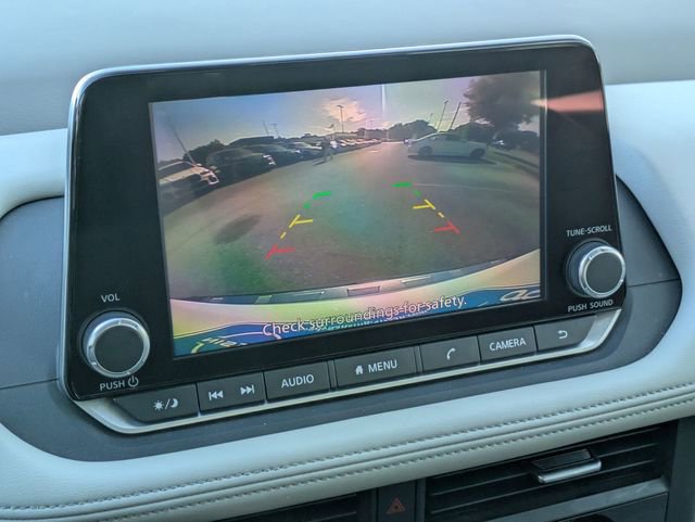 Certified 2023 Nissan Rogue SV FWD image 21