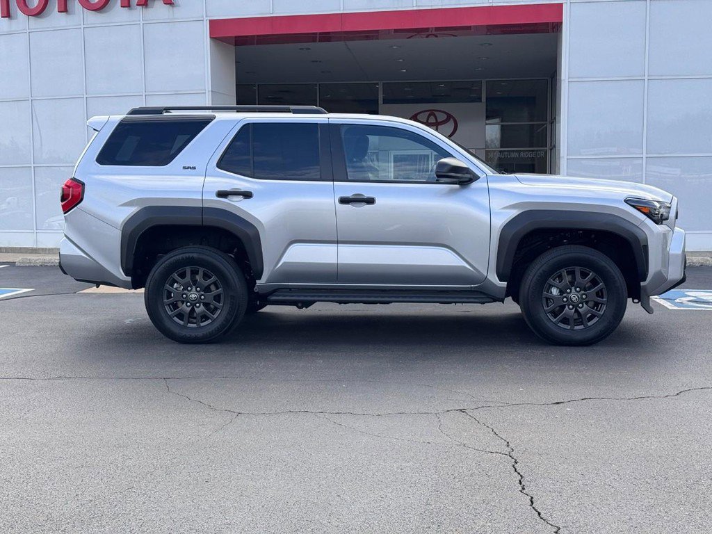 Certified 2025 Toyota 4Runner SR5 image 2