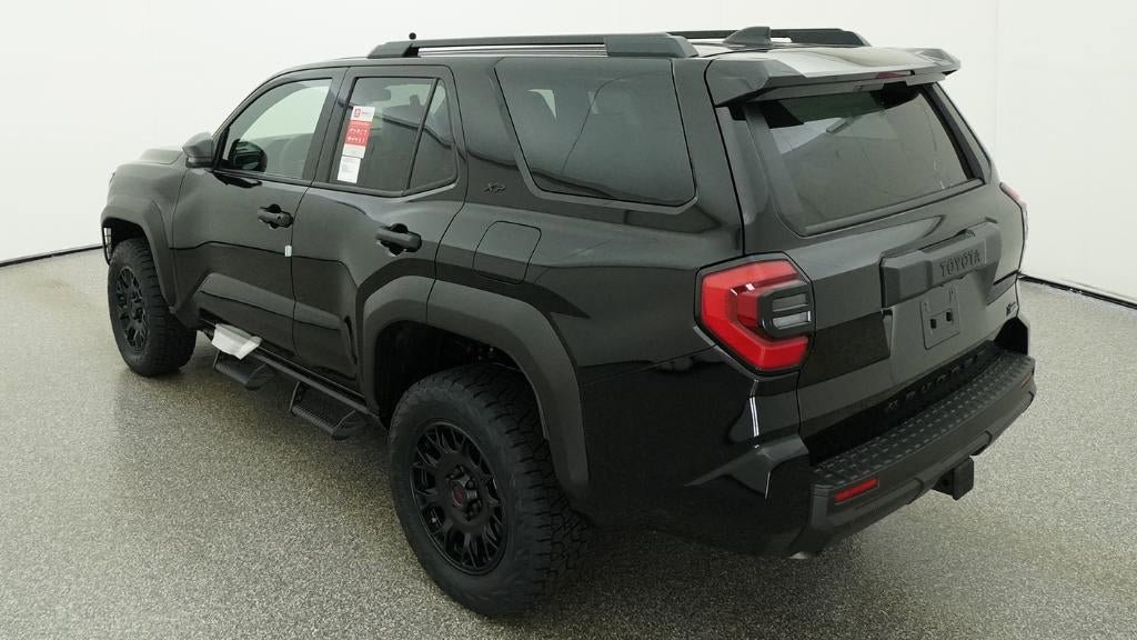 New 2026 Toyota 4Runner SR5 AWD/4WD image 5