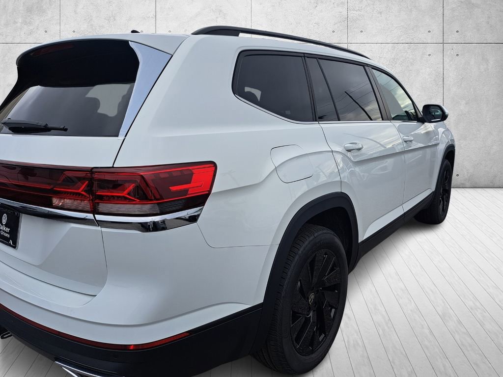 Used 2025 Volkswagen Atlas SE image 5