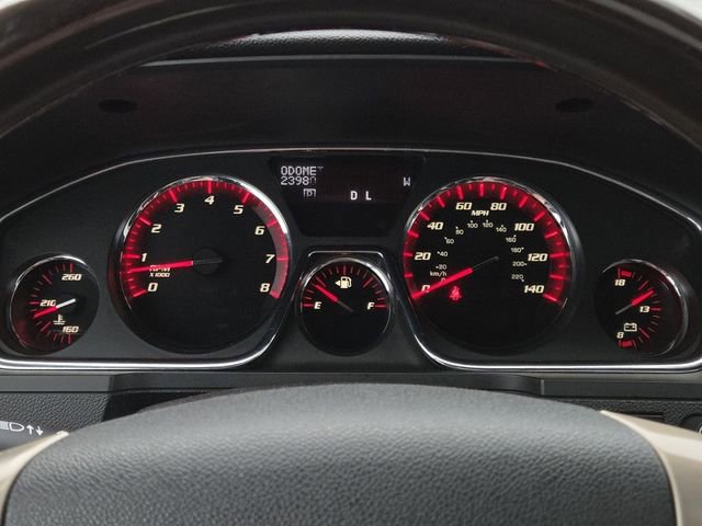 Used 2013 GMC Acadia Denali image 37