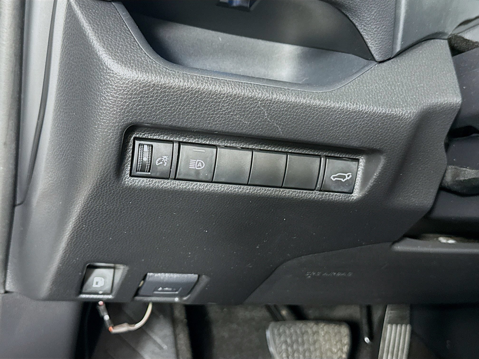 Certified 2021 Toyota RAV4 XSE AWD/4WD image 11