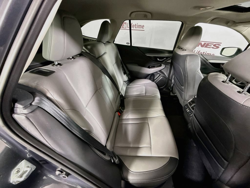 Used 2023 Subaru Outback Limited AWD/4WD image 34