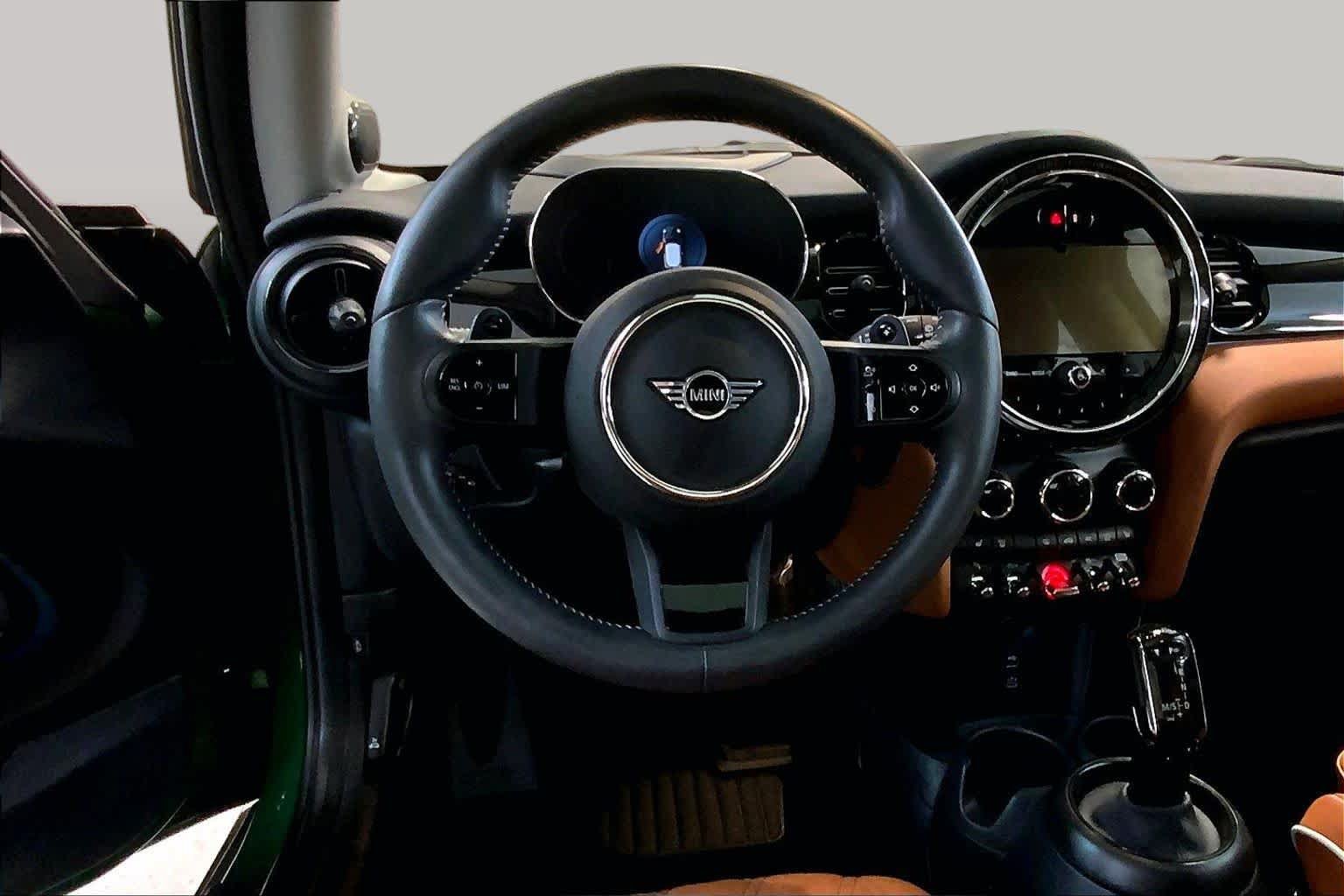 Used 2024 MINI Cooper S FWD image 5