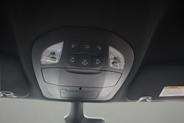 New 2026 Chrysler Voyager LX image 22