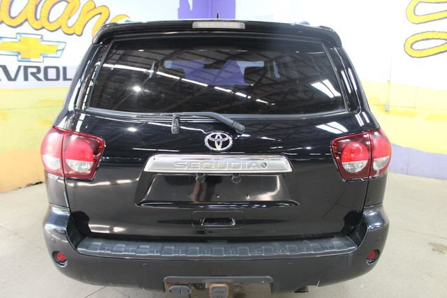 Used 2018 Toyota Sequoia Platinum AWD/4WD image 7