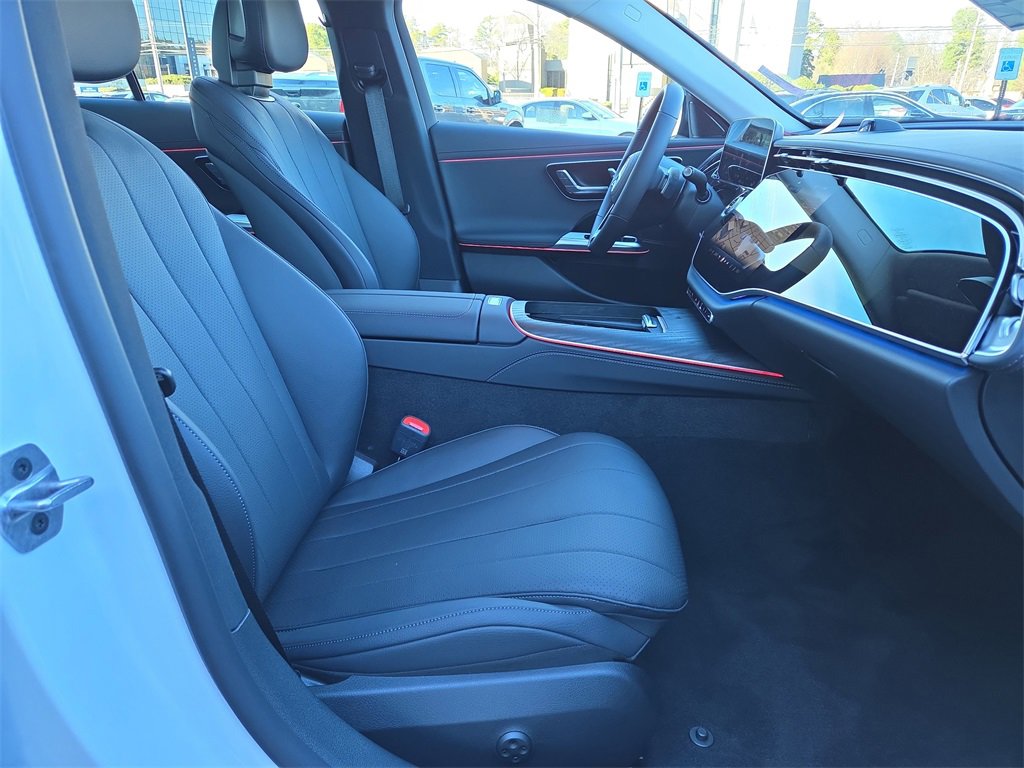 New 2026 Mercedes-Benz E 350 4MATIC Sedan image 16