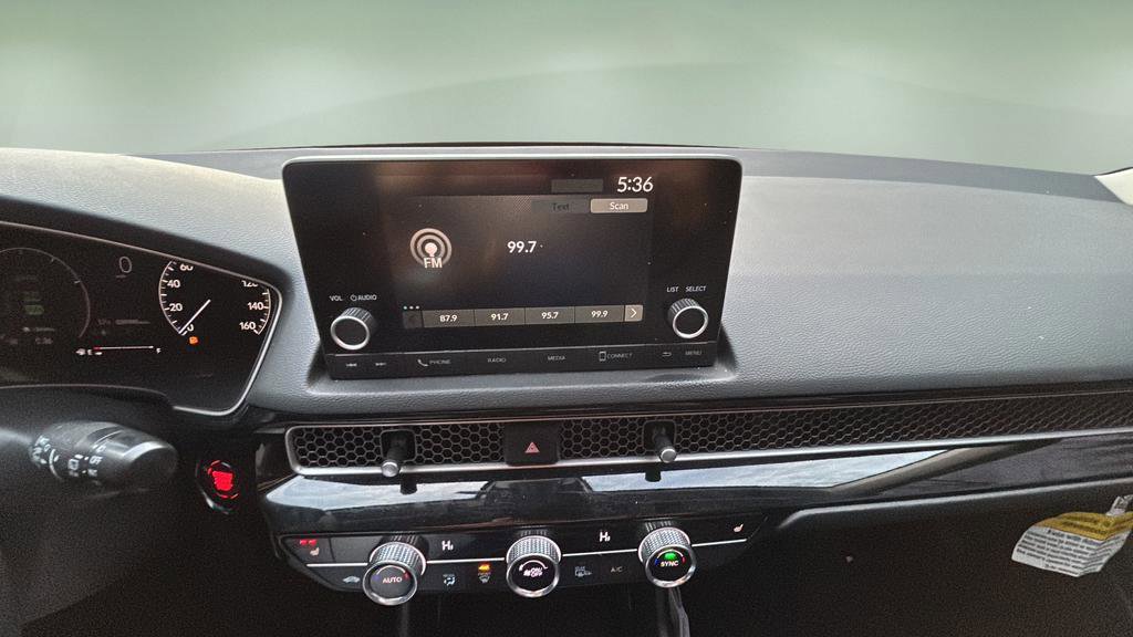 Used 2024 Honda Civic EX-L image 22