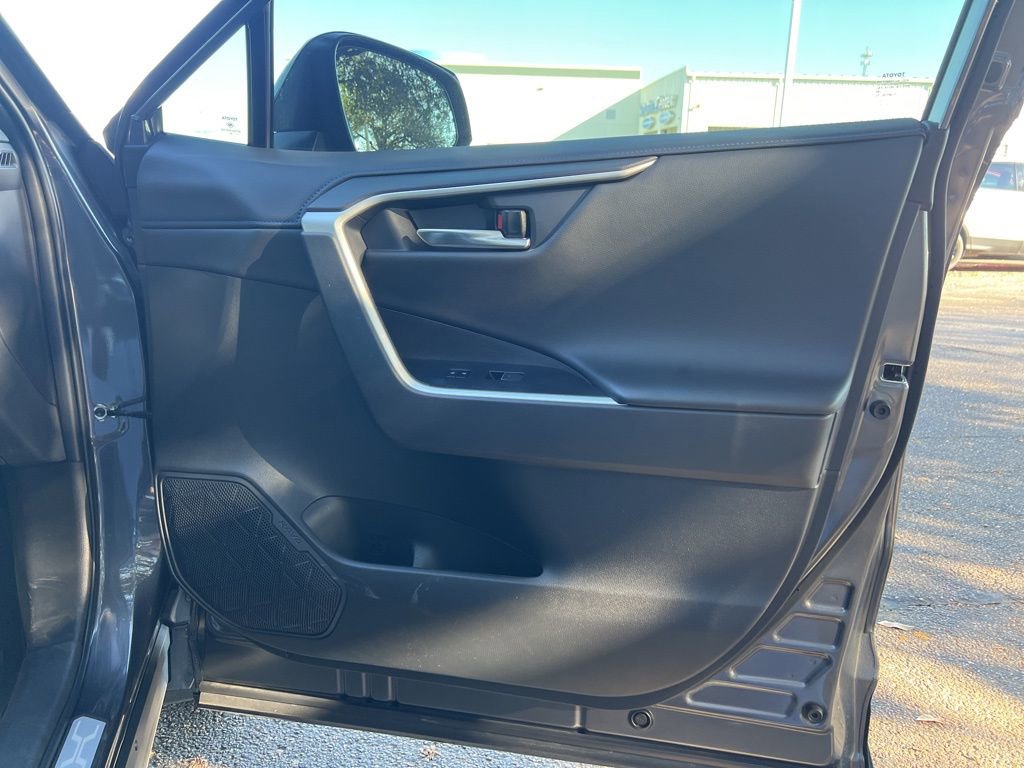 Used 2024 Toyota RAV4 XSE image 11