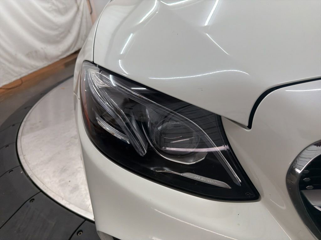 Used 2019 Mercedes-Benz E 450 Cabriolet image 10