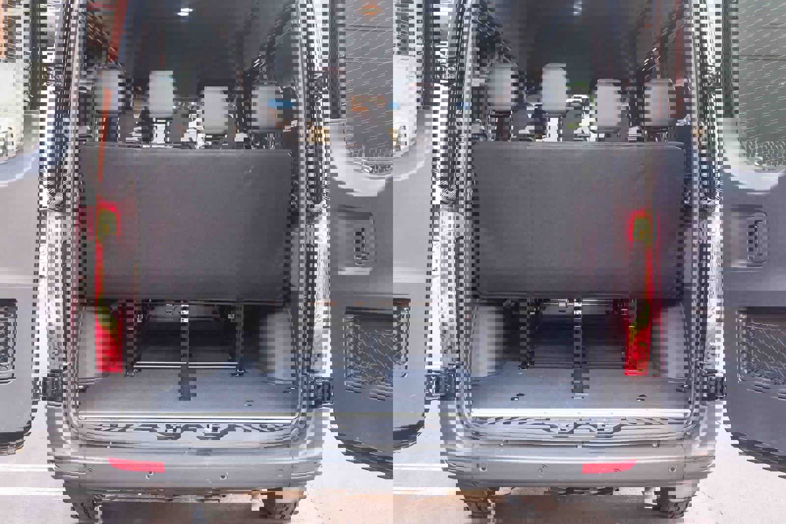 Used 2024 Mercedes-Benz Sprinter 2500 image 28