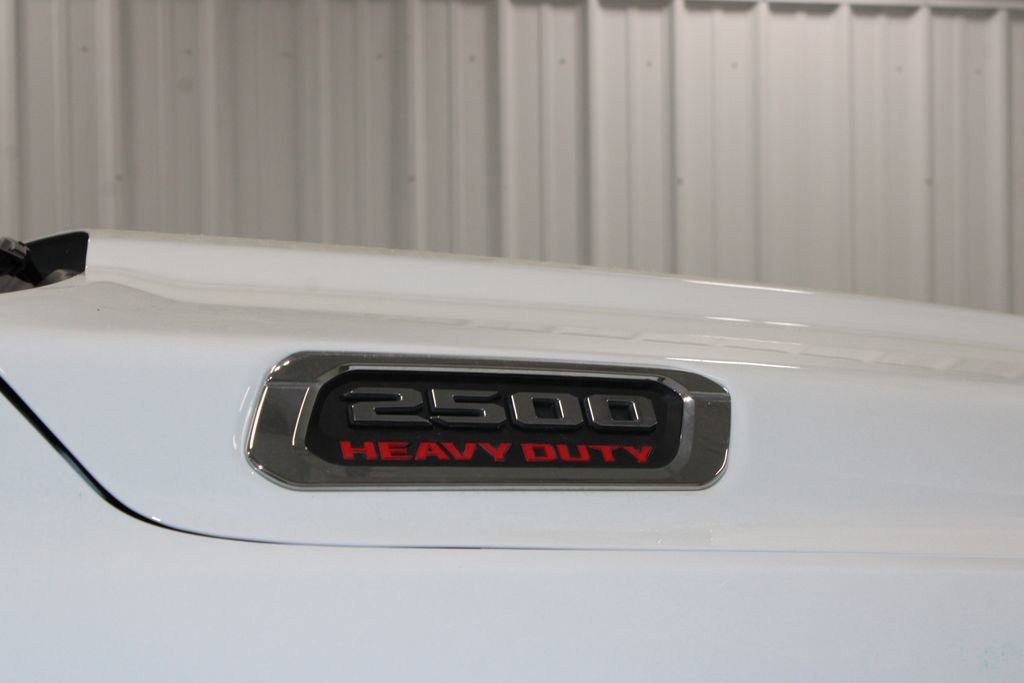 Used 2025 RAM 2500 Laramie AWD/4WD image 12