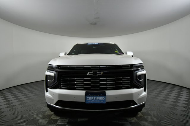 Certified 2025 Chevrolet Suburban High Country image 7