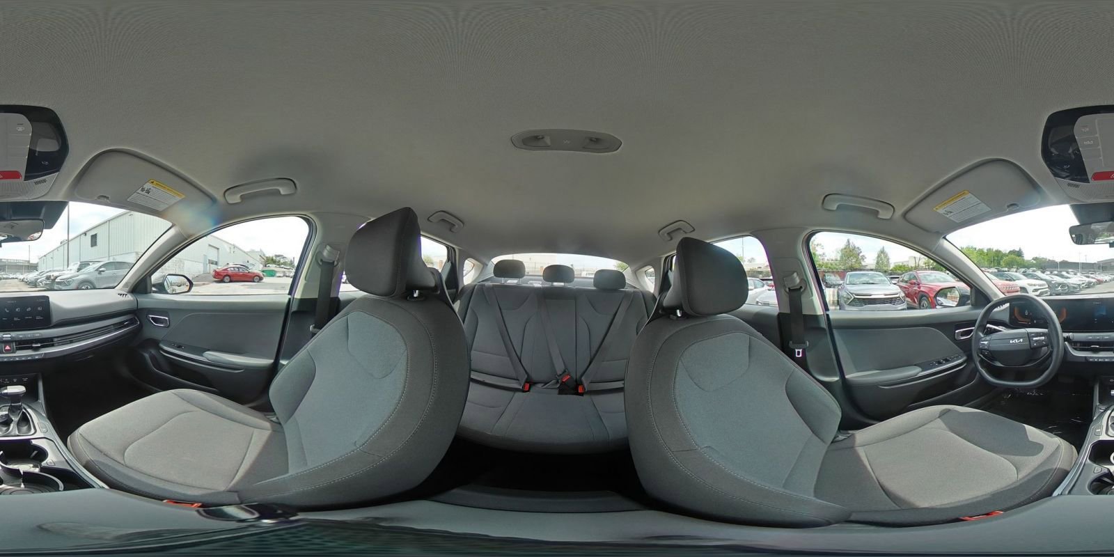 Used 2025 Kia K4 FWD image 40
