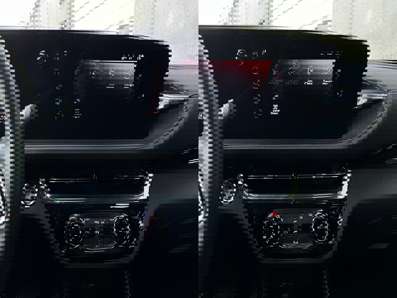 Used 2025 Buick Envista Sport Touring image 24