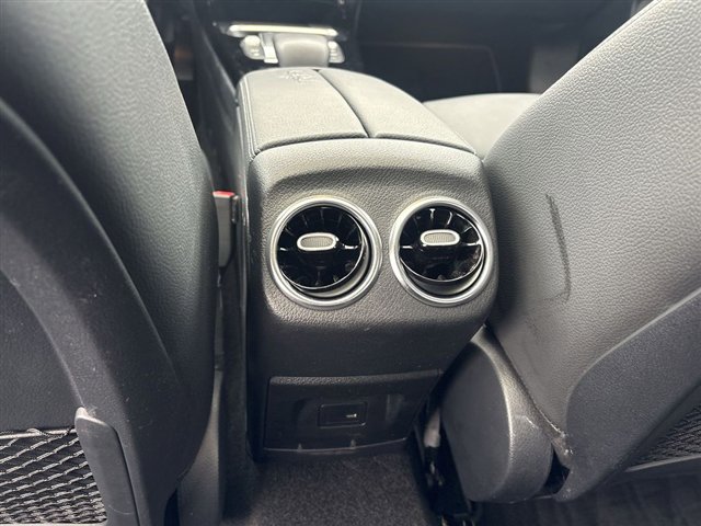 Used 2022 Mercedes-Benz A 220 image 21