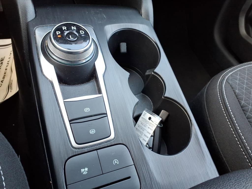 Certified 2025 Ford Escape Active image 23