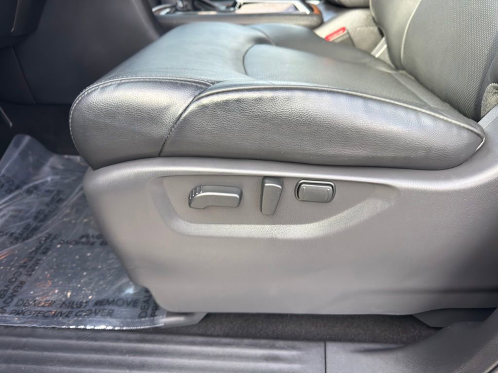 Certified 2024 Nissan Armada SL w/ Captain's Chairs Package image 15