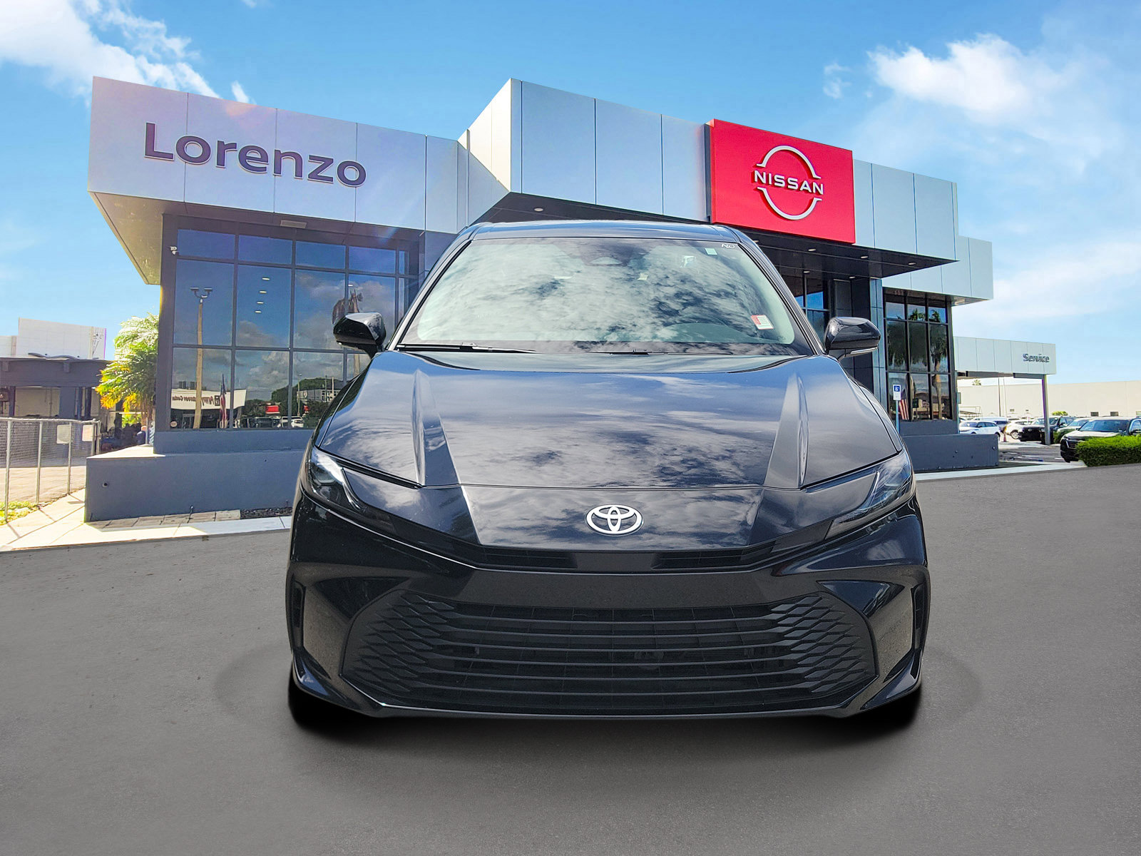 Used 2025 Toyota Camry LE FWD video 2